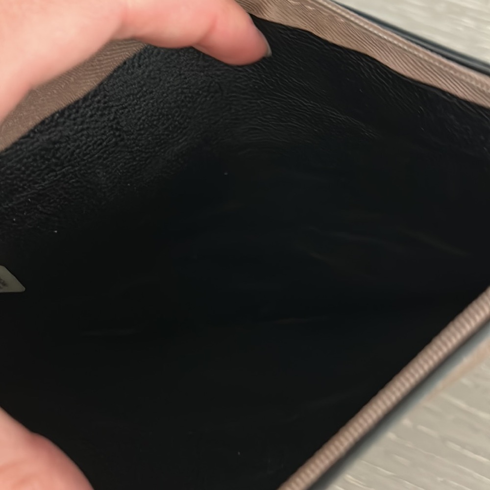 Calvin Klein wristlet - Picture 3 of 3